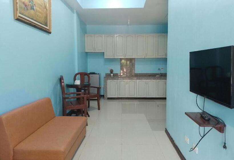 Nassim Hotel And Beach Resort