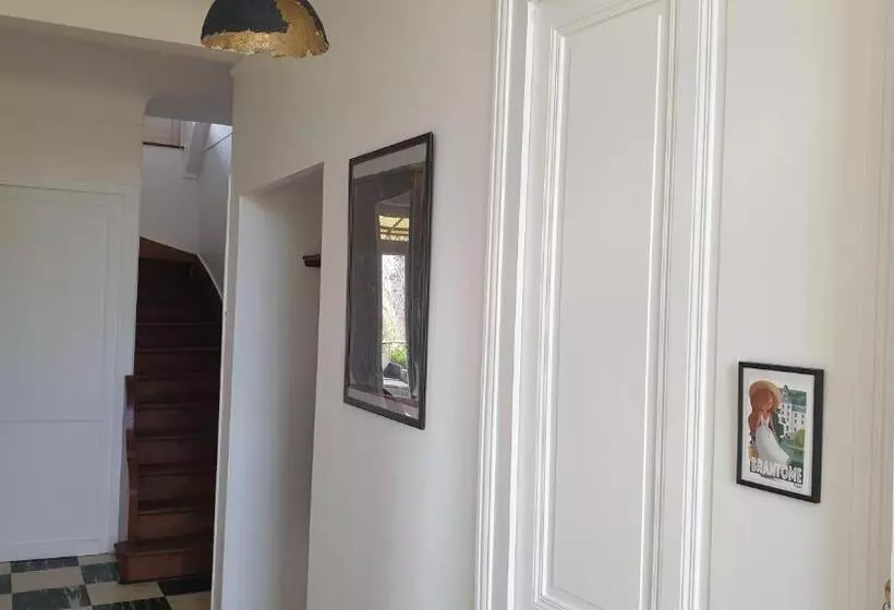 ペンション La Maison Barent   Proche Des Grottes De Rouffignac