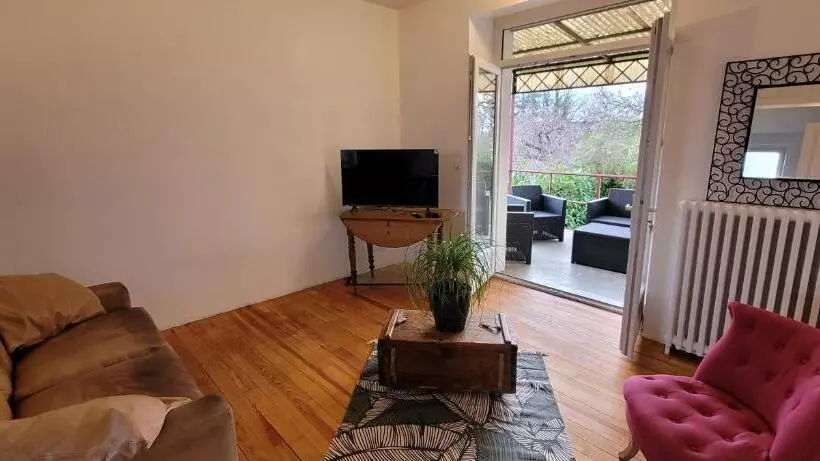 ペンション La Maison Barent   Proche Des Grottes De Rouffignac