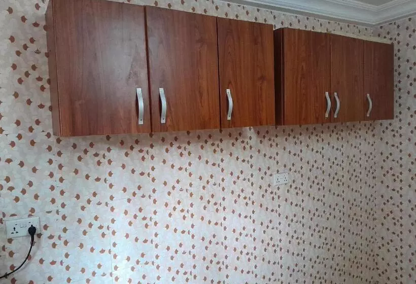 Majatalo Serene Royal Residence Guest House