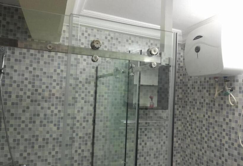 بنسيون Serene Royal Residence Guest House