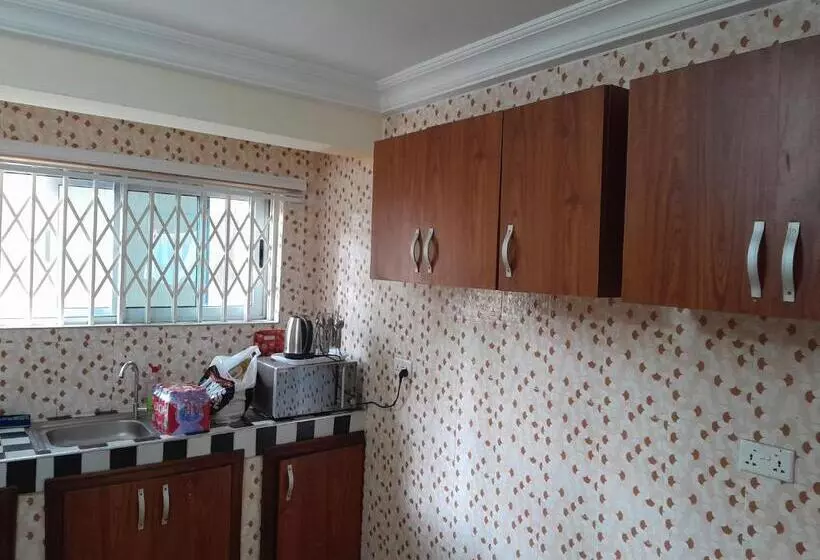 Majatalo Serene Royal Residence Guest House