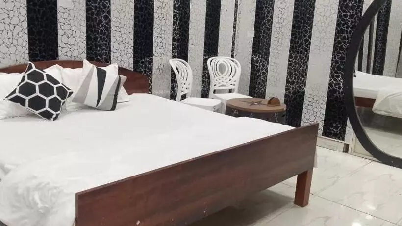 پانسیون Ujjayini Home Stay
