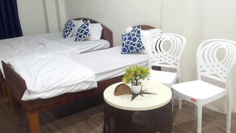 Pensió Ujjayini Home Stay