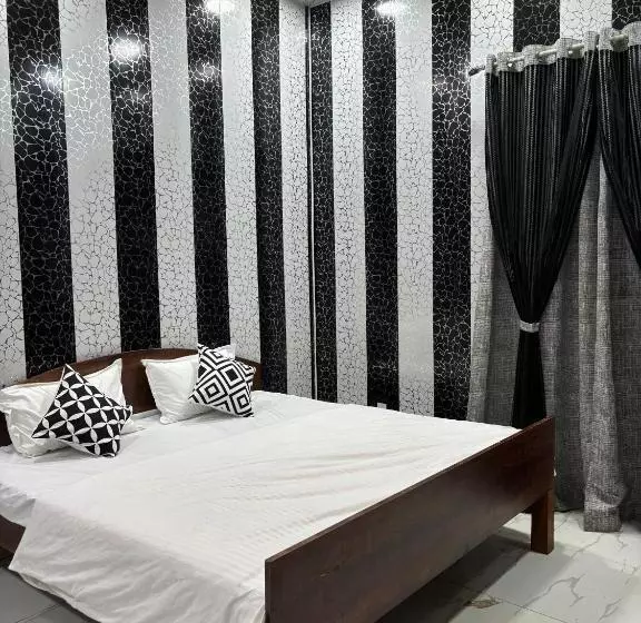 پانسیون Ujjayini Home Stay