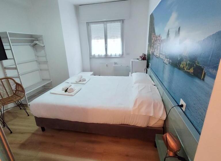 פנסיון Varenna Guest House 2