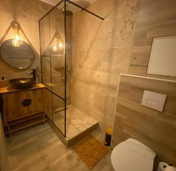 ベッドアンドブレックファースト Cote Spa Suite Nord