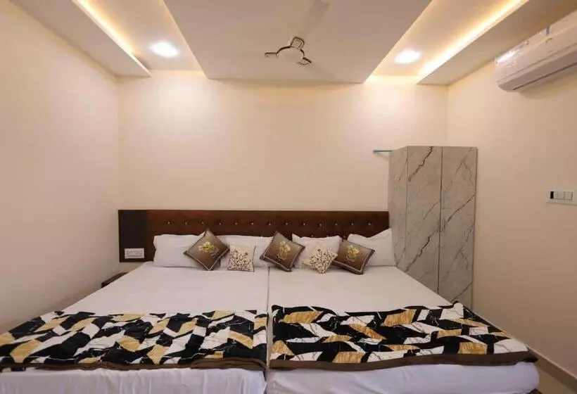 Aamiaismajoitus (B&B) Hariom Palace
