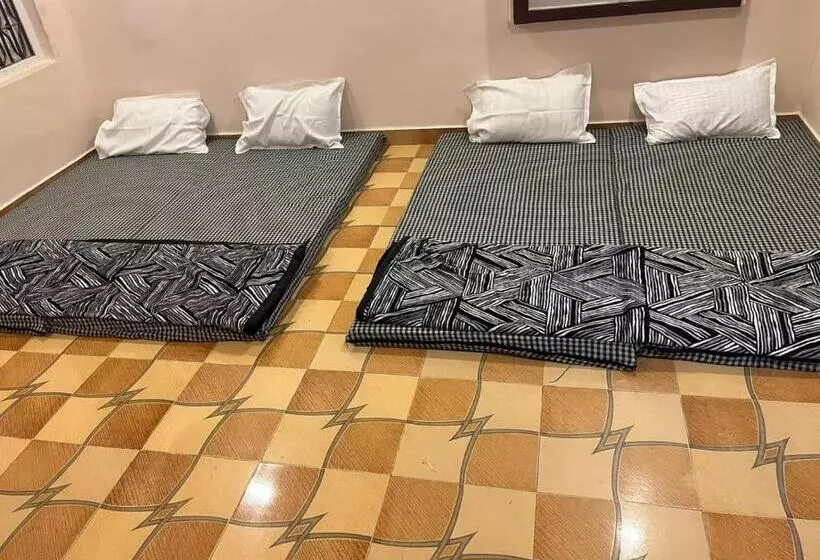 Aamiaismajoitus (B&B) Hariom Palace