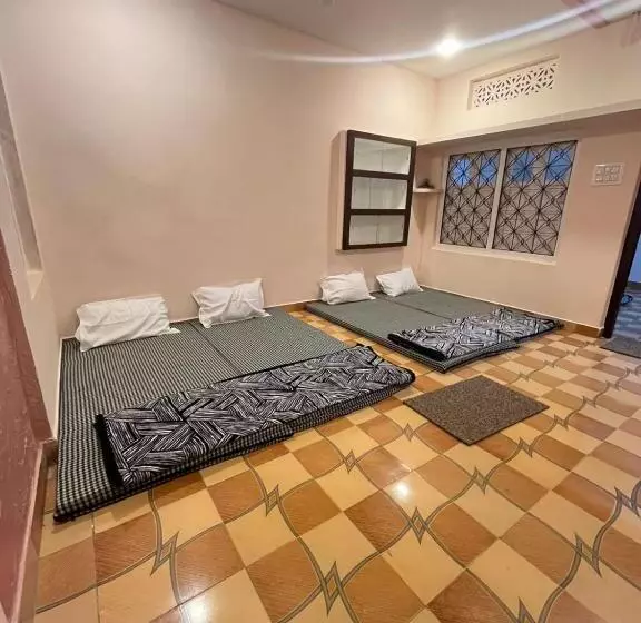 Aamiaismajoitus (B&B) Hariom Palace