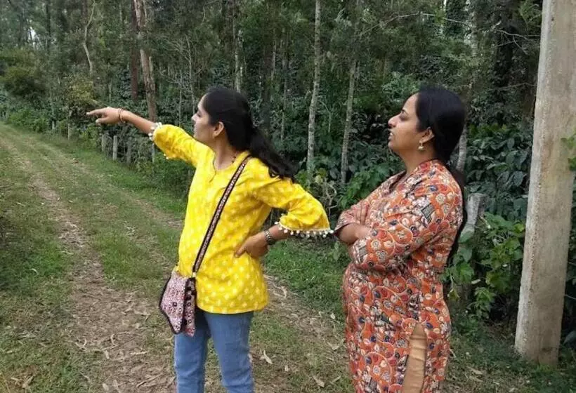 ホテル Bnbbuddy Sundaraya Cottage Farms @ Coorg