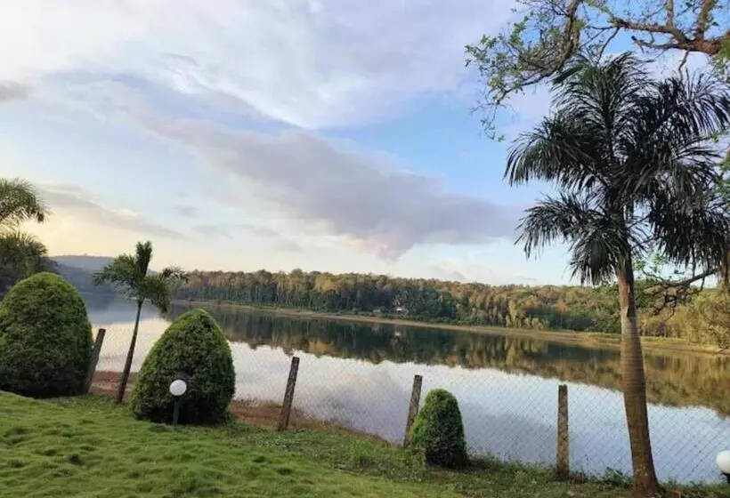ホテル Bnbbuddy Sundaraya Cottage Farms @ Coorg