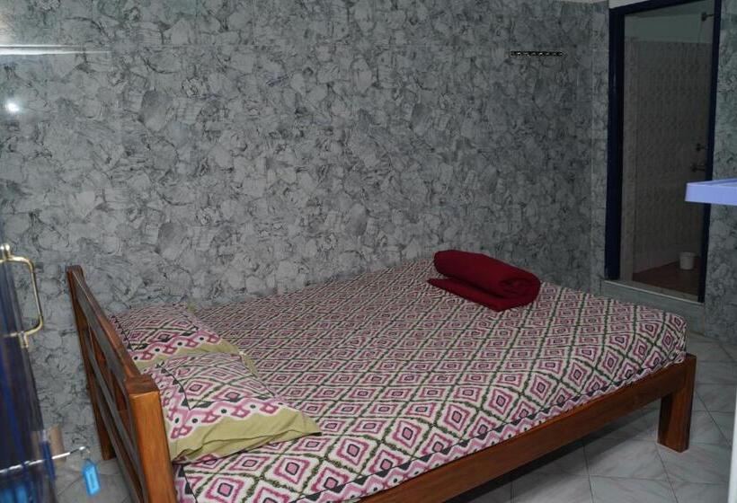 فندق Manakula Vinayagar Guest House