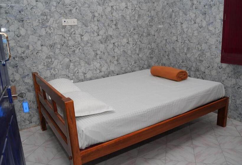 فندق Manakula Vinayagar Guest House