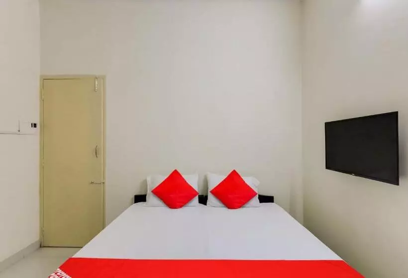 Hotelli Oyo Kailaya Gudil Residency