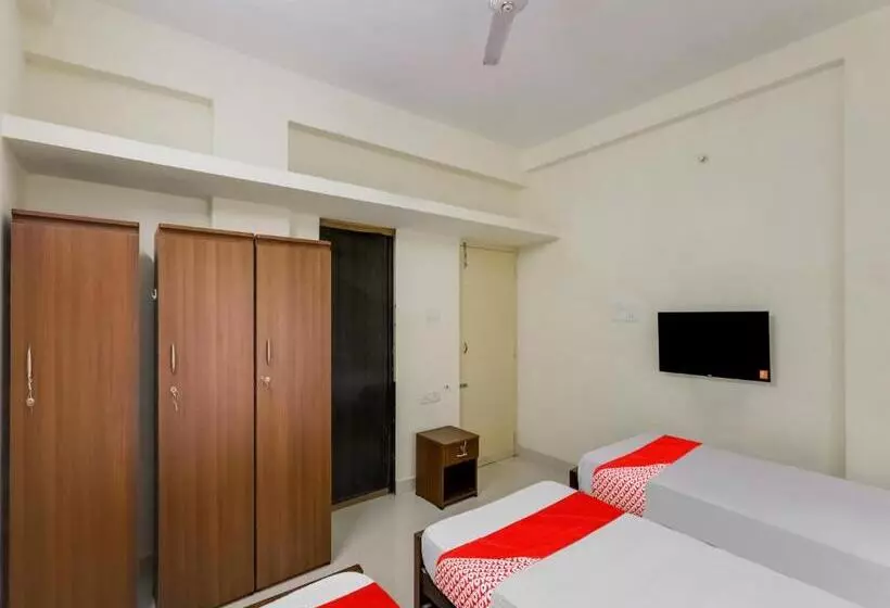 Hotelli Oyo Kailaya Gudil Residency