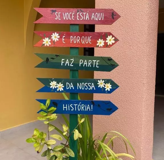 ホテル Pousada Martins