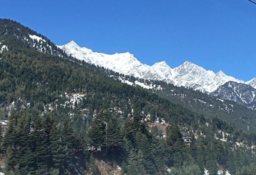 בית מלון כפרי Hidden Chalet Nainital Near Mall Road   Luxury Room   Excellent Customer Service