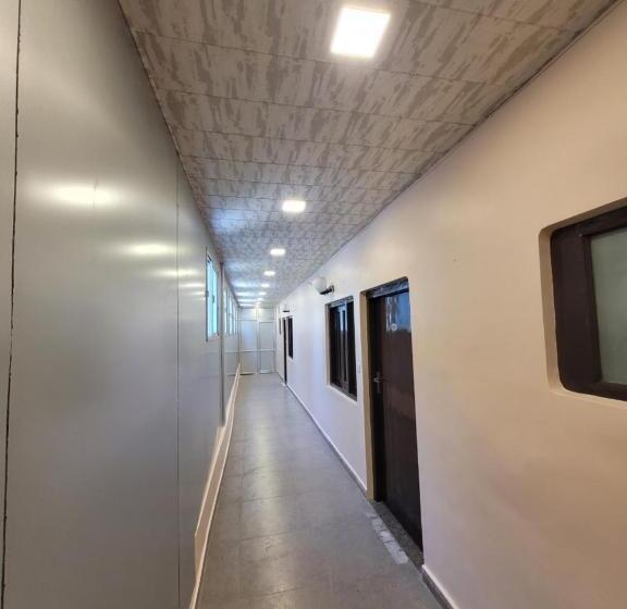 בית מלון כפרי Hidden Chalet Nainital Near Mall Road   Luxury Room   Excellent Customer Service