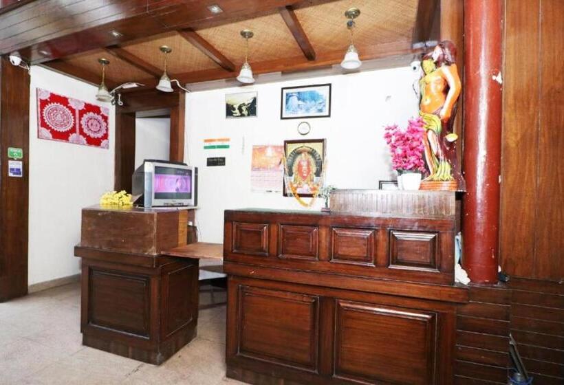 בית מלון כפרי Hidden Chalet Nainital Near Mall Road   Luxury Room   Excellent Customer Service