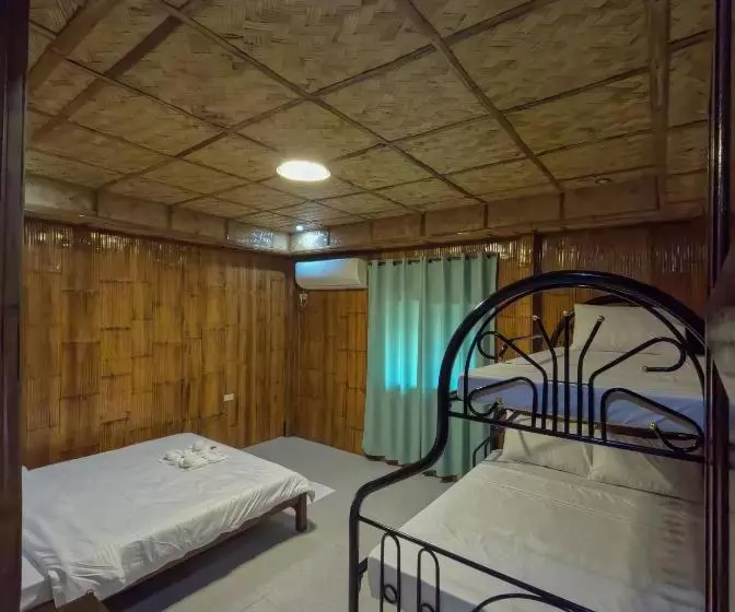 Hotelli The Blessed Purple Bamboo Beach Resort