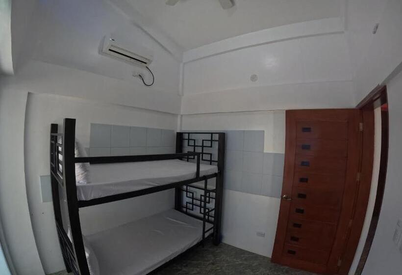 Hotel The Blessed Purple Bamboo Beach Resort