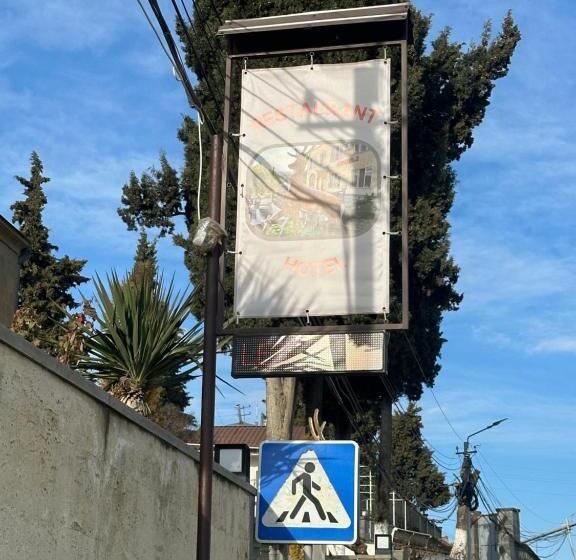 Levon 2 Hotel, Restoran