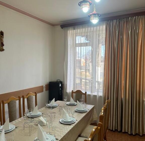 Levon 2 Hotel, Restoran