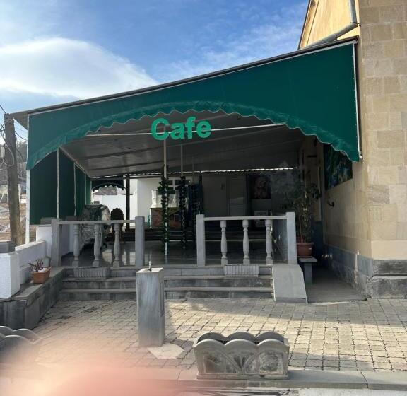 Levon 2 Hotel, Restoran