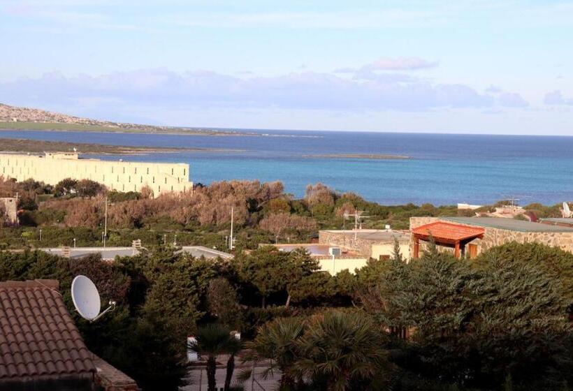 Moon Valley La Pelosa