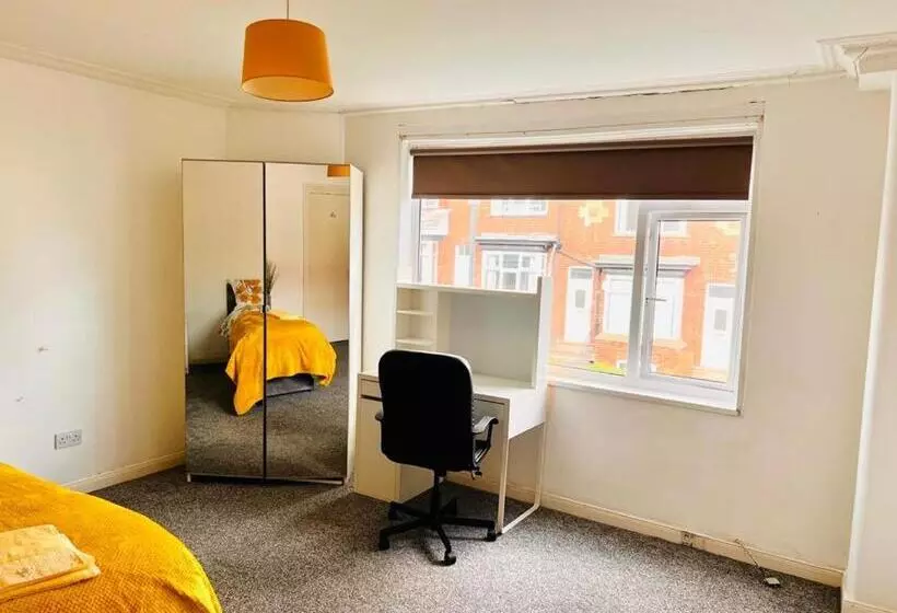 ペンション Double Room Close To Headingley Stadium Leeds