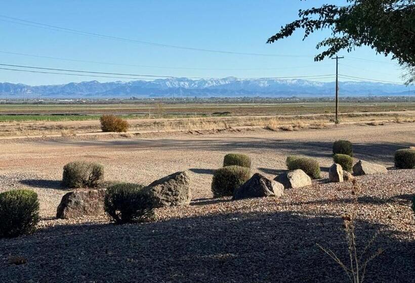 بنسيون San Tan Flat