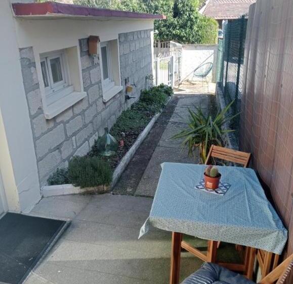 پانسیون Studio Marie