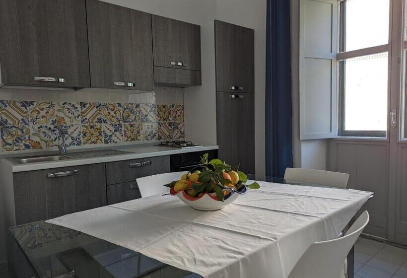 פנסיון Villa Carosino