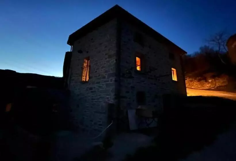 Bio Agriturismo Alba Etrusca Di Cortona   Organic Farmhouse  Appartamento Lavanda Appartamento Rosma