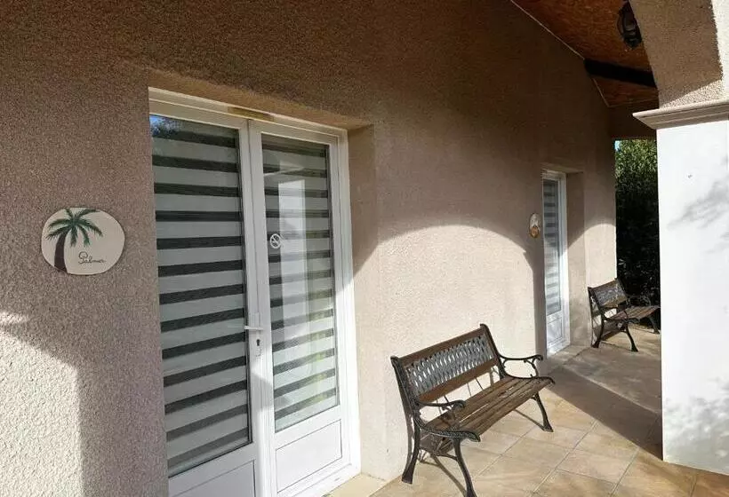 ベッドアンドブレックファースト Oasis Des Corbières