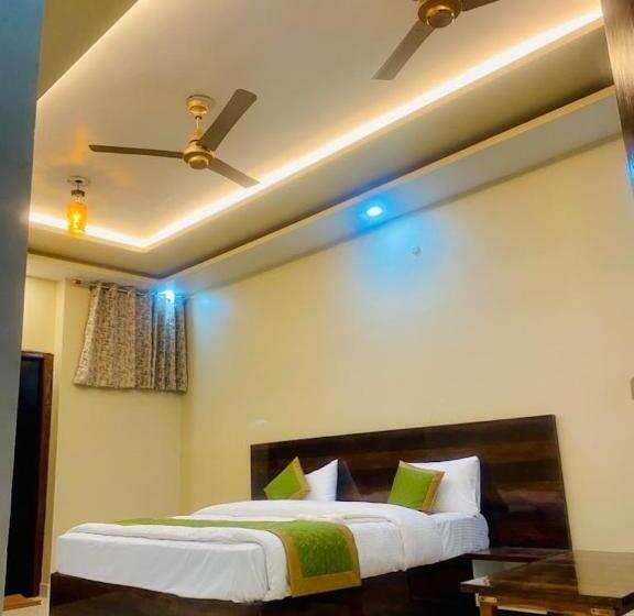 Hotel Kalpavriksh Prayagraj