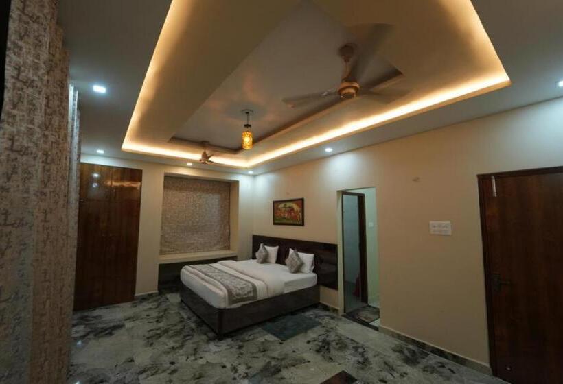 Hotel Kalpavriksh Prayagraj