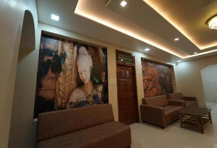 ホテル Kalpavriksh Prayagraj