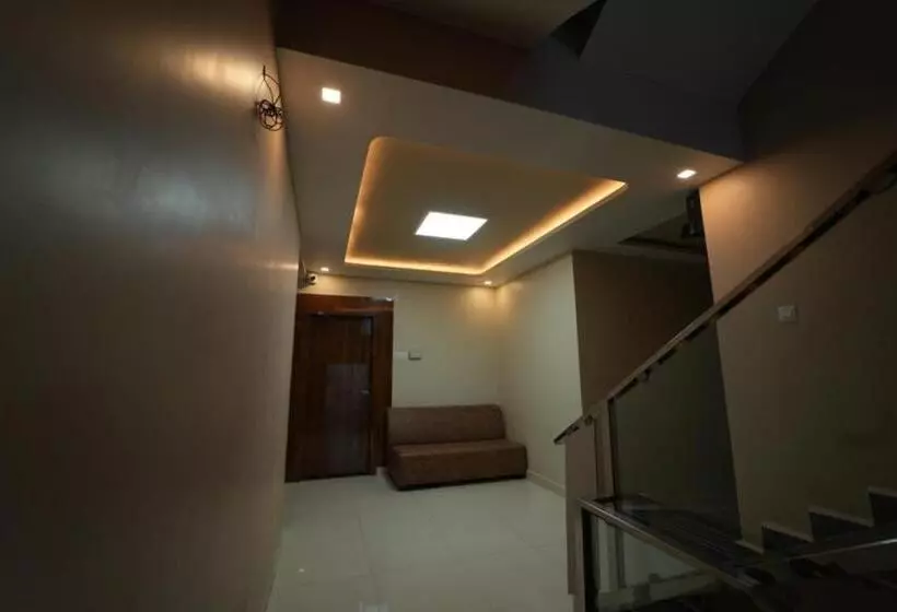 ホテル Kalpavriksh Prayagraj