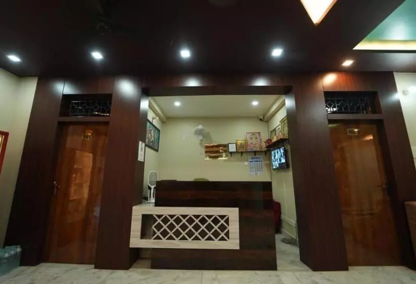 ホテル Kalpavriksh Prayagraj