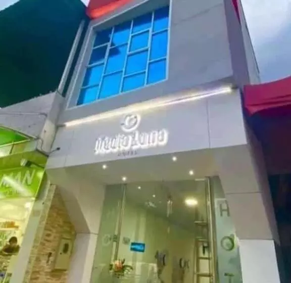 ホテル Media Luna Cucuta