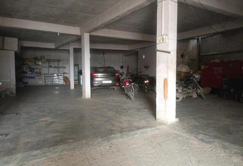 Hotel Shree Chaturdas Ji Guest House And