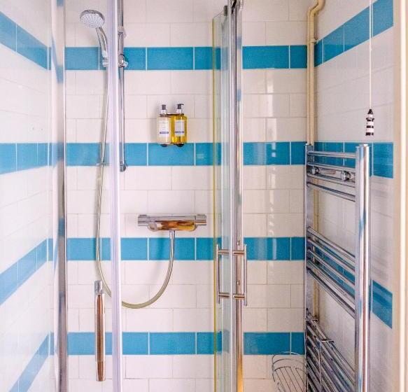 בית מלון כפרי The Bell Inn