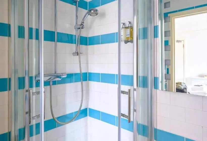 Hotelli The Bell Inn