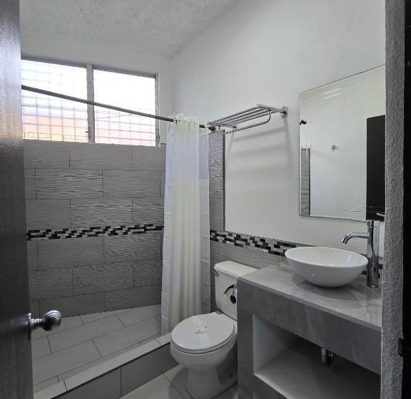 فندق Tropical Paradise