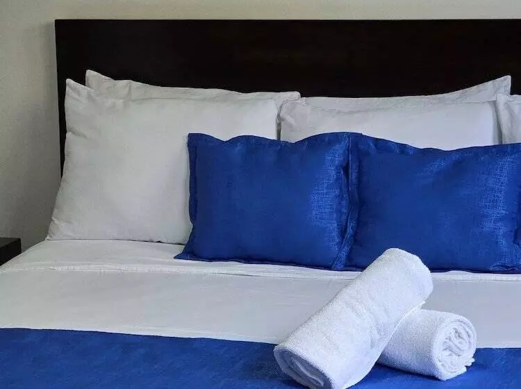 Hotelli Tropical Paradise