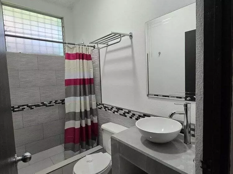 Hotelli Tropical Paradise