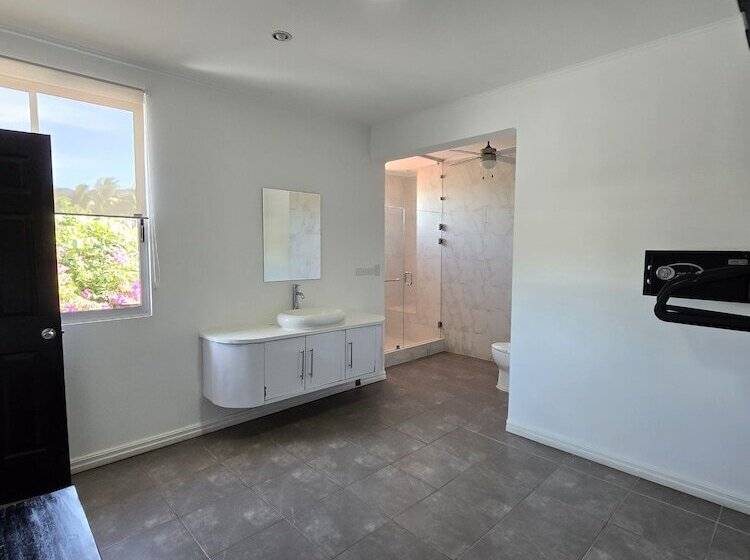 فندق Tropical Paradise