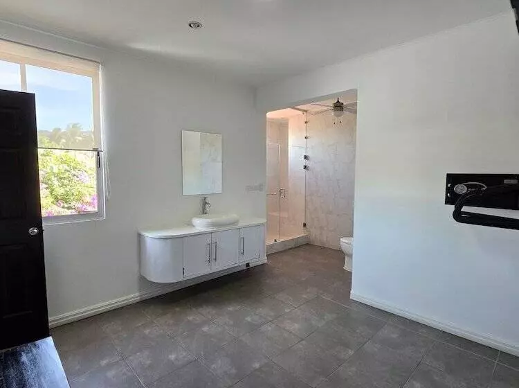 Hotelli Tropical Paradise